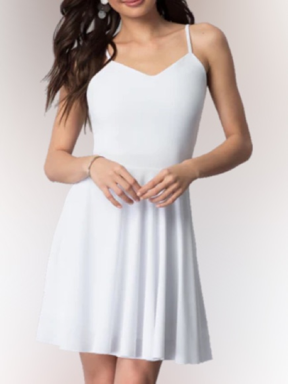 JUNIORS V-NECK PARTY DRESS WITH STRAPPY BACK size medium